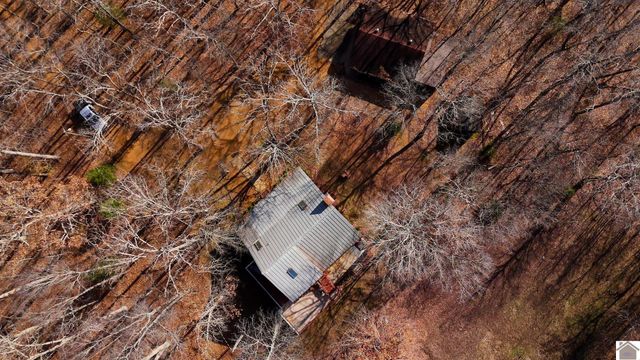 3517 Barge Island Rd., Benton, KY 42025