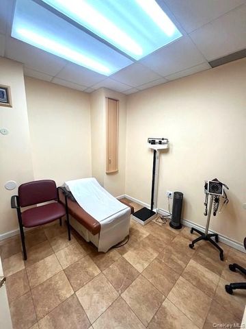 3533 Riverdale Avenue 1, Bronx, NY 10463