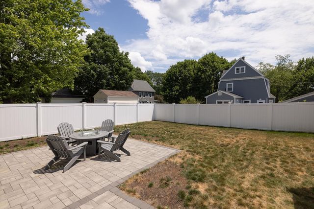 1230 Islington Street, Portsmouth, NH 03801