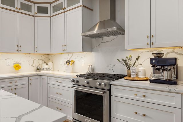 1230 Islington Street, Portsmouth, NH 03801