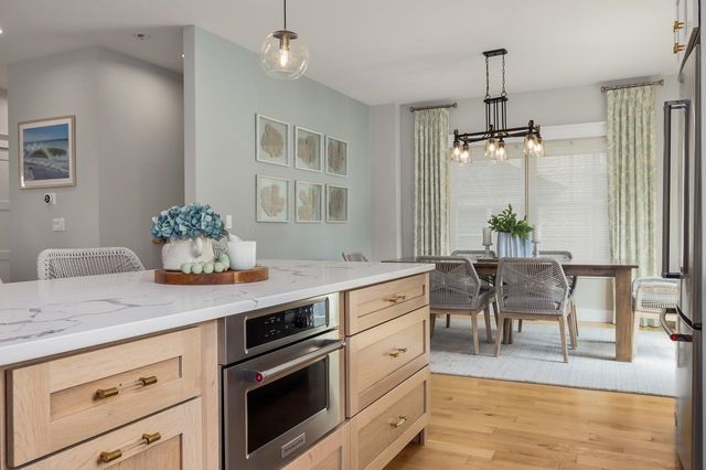 1230 Islington Street, Portsmouth, NH 03801