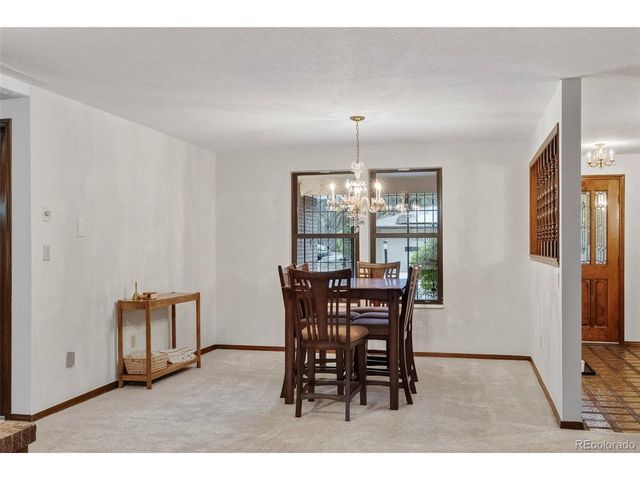 8526 W 10th Ave, Lakewood, CO 80215