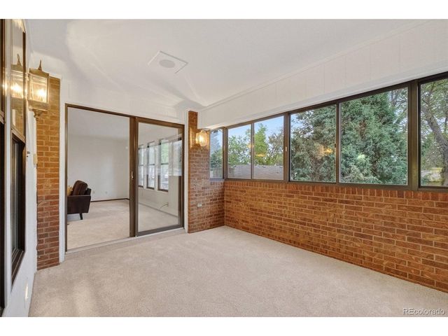 8526 W 10th Ave, Lakewood, CO 80215