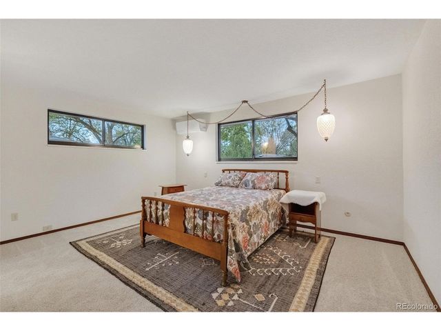 8526 W 10th Ave, Lakewood, CO 80215