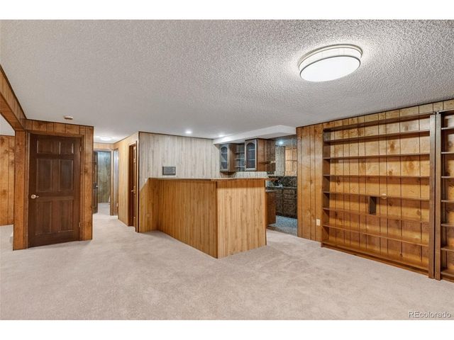 8526 W 10th Ave, Lakewood, CO 80215
