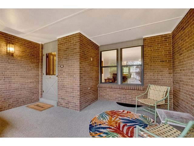 8526 W 10th Ave, Lakewood, CO 80215