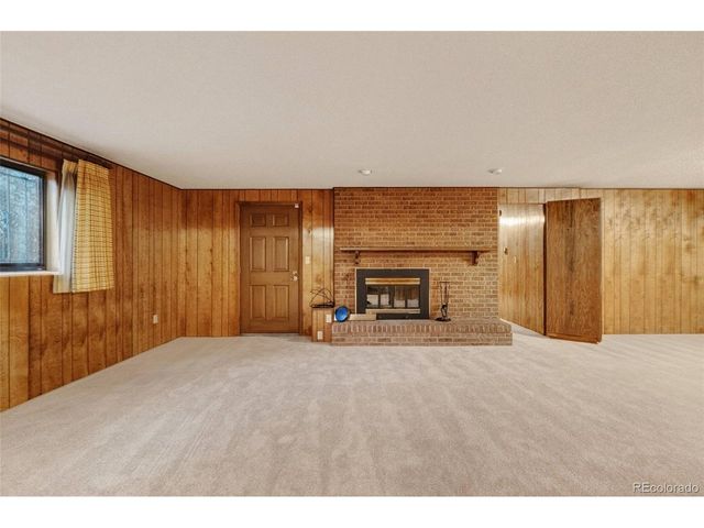 8526 W 10th Ave, Lakewood, CO 80215