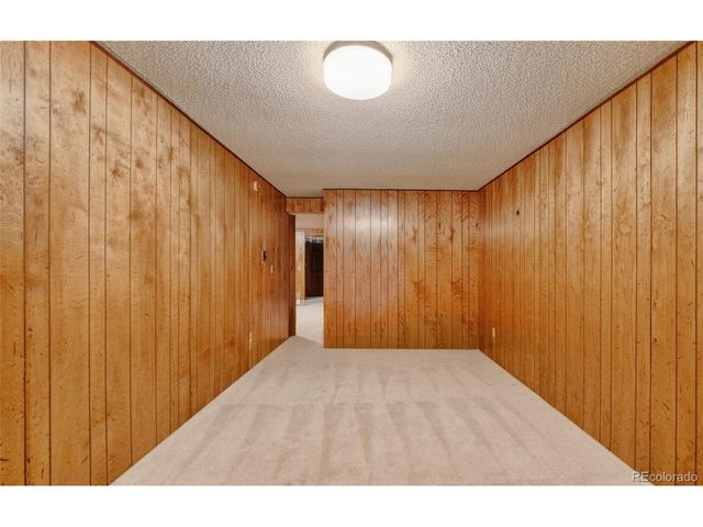 8526 W 10th Ave, Lakewood, CO 80215