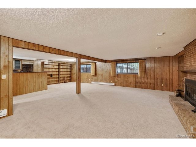 8526 W 10th Ave, Lakewood, CO 80215