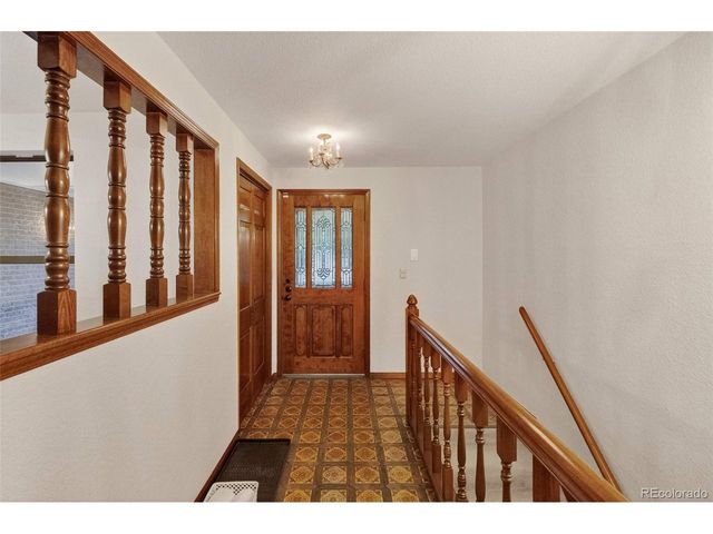 8526 W 10th Ave, Lakewood, CO 80215