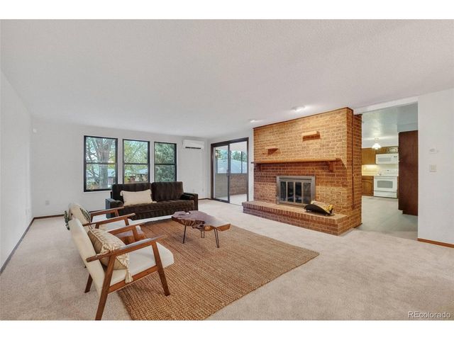 8526 W 10th Ave, Lakewood, CO 80215