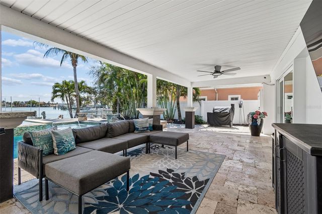 10127 PARADISE BOULEVARD, Treasure Island, FL 33706