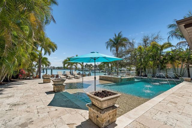 10127 PARADISE BOULEVARD, Treasure Island, FL 33706