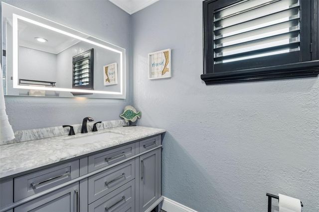 10127 PARADISE BOULEVARD, Treasure Island, FL 33706