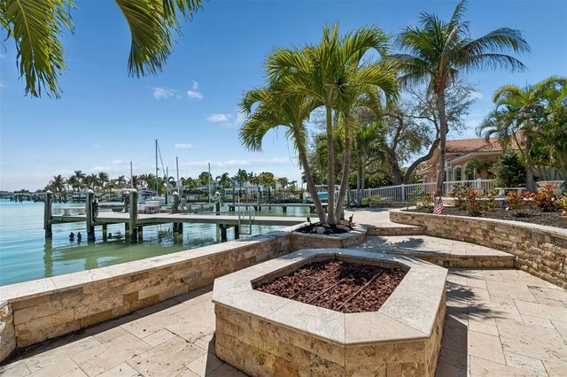 10127 PARADISE BOULEVARD, Treasure Island, FL 33706
