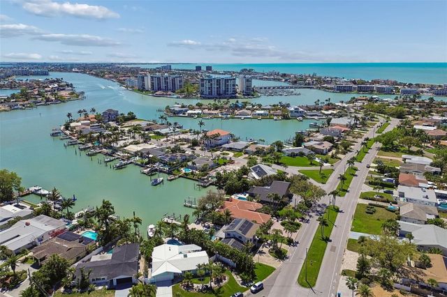 10127 PARADISE BOULEVARD, Treasure Island, FL 33706