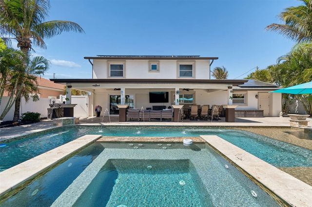 10127 PARADISE BOULEVARD, Treasure Island, FL 33706