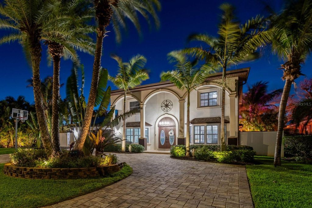 10127 PARADISE BOULEVARD, Treasure Island, FL 33706