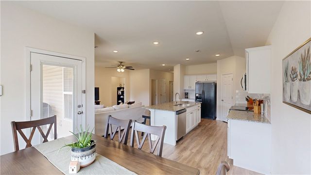 2923 W Azurite Street, Fayetteville, AR 72704