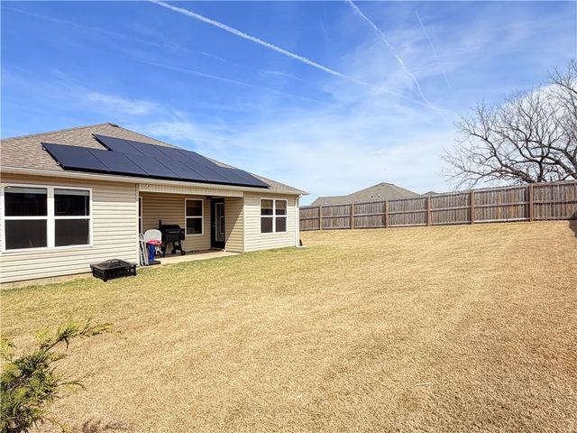 2923 W Azurite Street, Fayetteville, AR 72704