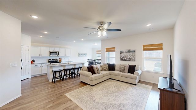 2923 W Azurite Street, Fayetteville, AR 72704