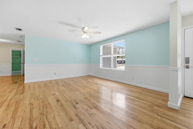 612 Poinsettia St, St Augustine Beach, FL 32080