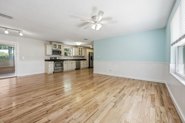 612 Poinsettia St, St Augustine Beach, FL 32080