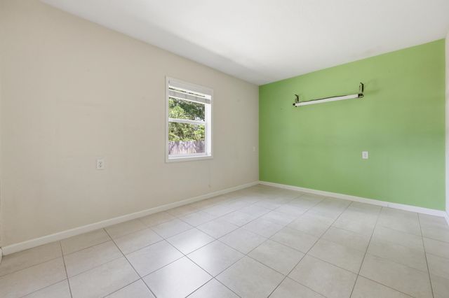 612 Poinsettia St, St Augustine Beach, FL 32080