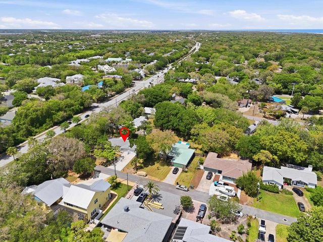 612 Poinsettia St, St Augustine Beach, FL 32080