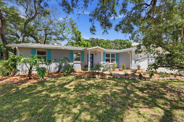 612 Poinsettia St, St Augustine Beach, FL 32080