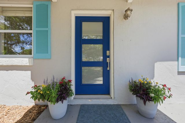 612 Poinsettia St, St Augustine Beach, FL 32080