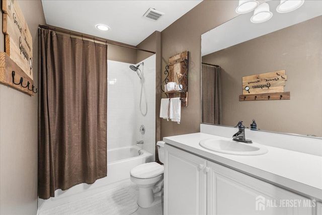 67 Winding Brook Drive, Old Bridge, NJ 07747