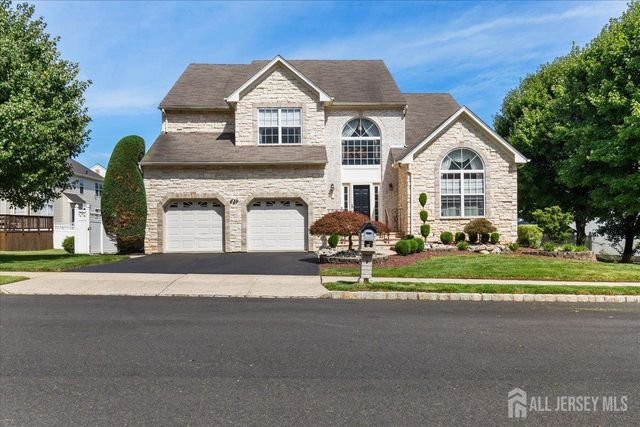 67 Winding Brook Drive, Old Bridge, NJ 07747