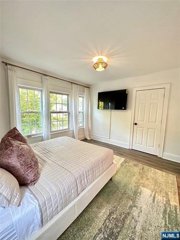 48 Maple Avenue 1, Montclair, NJ 07042