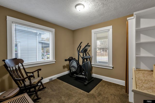 5145 Emmet Street, Omaha, NE 68104