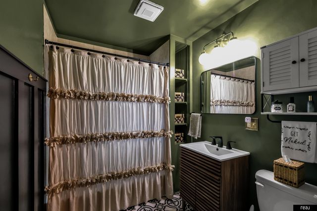 5145 Emmet Street, Omaha, NE 68104