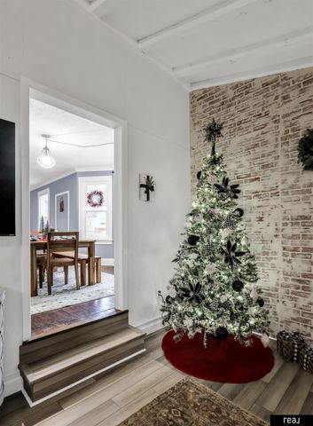 5145 Emmet Street, Omaha, NE 68104