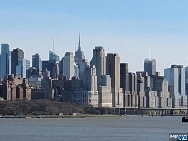 6407 City Place 6407, Edgewater, NJ 07020
