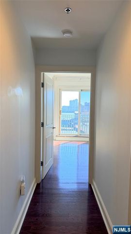 6407 City Place 6407, Edgewater, NJ 07020