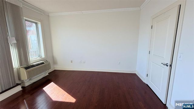 6407 City Place 6407, Edgewater, NJ 07020