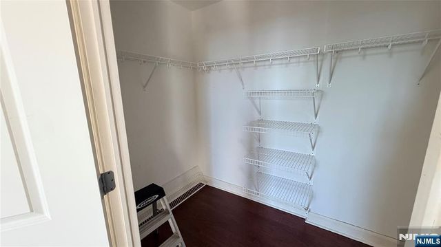 6407 City Place 6407, Edgewater, NJ 07020