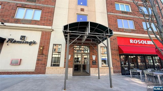 6407 City Place 6407, Edgewater, NJ 07020