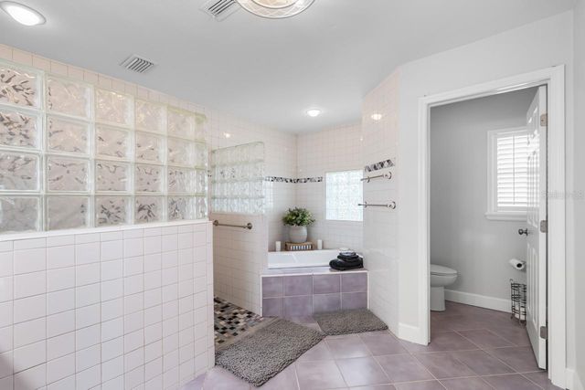 100 18TH STREET NW, Ruskin, FL 33570