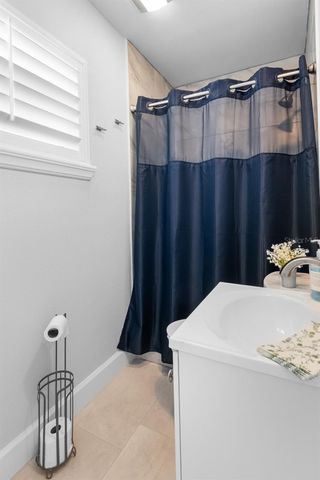 100 18TH STREET NW, Ruskin, FL 33570