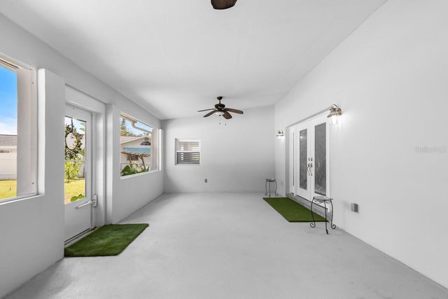 100 18TH STREET NW, Ruskin, FL 33570