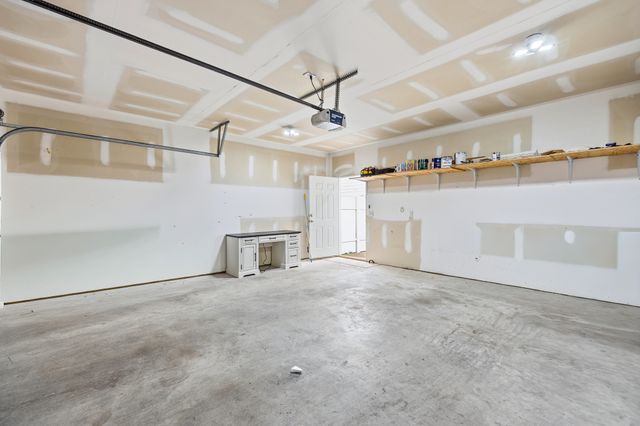 817 Hobbit Ln, Nashville, TN 37211