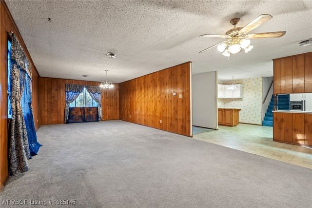 611 Honeysuckle Lane, Greenwood, AR 72936