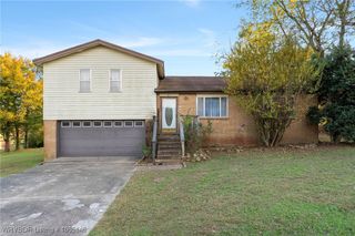 611 Honeysuckle Lane, Greenwood, AR 72936