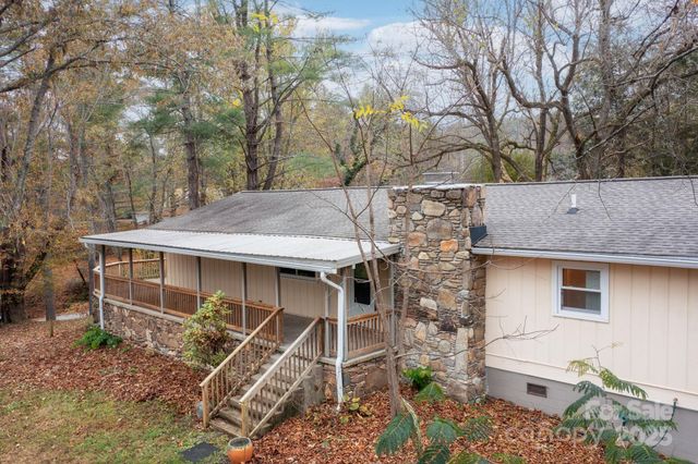 1211 & 1213 Upper Brush Creek Road, Fairview, NC 28730