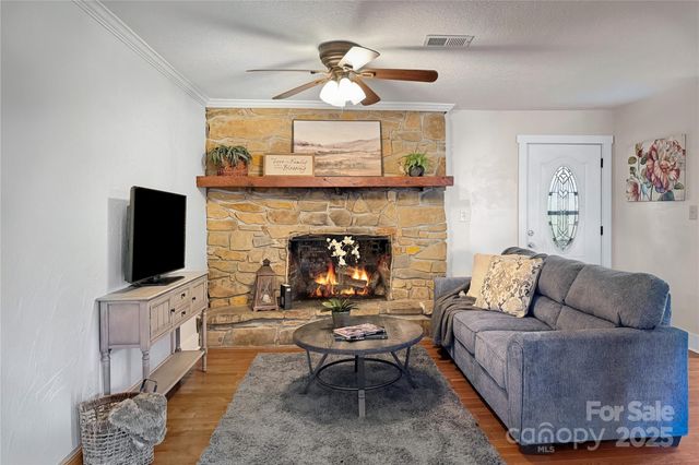 1211 & 1213 Upper Brush Creek Road, Fairview, NC 28730